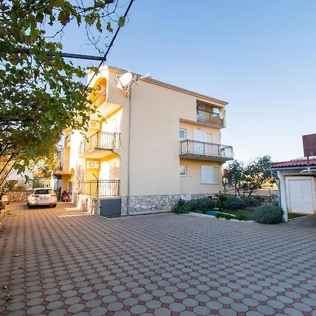 Petar Apartment *