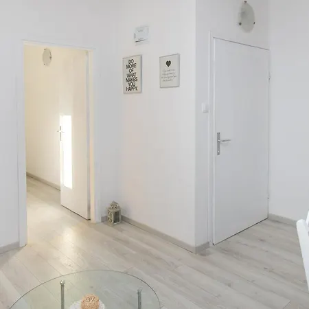 Apartment Petar Srima