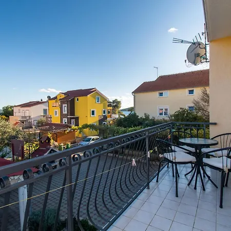 Petar Apartment Srima