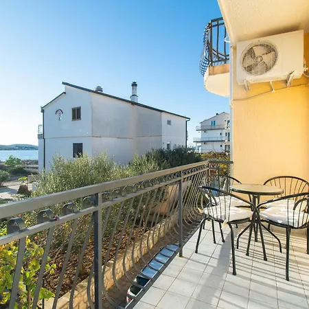 Apartment Petar *